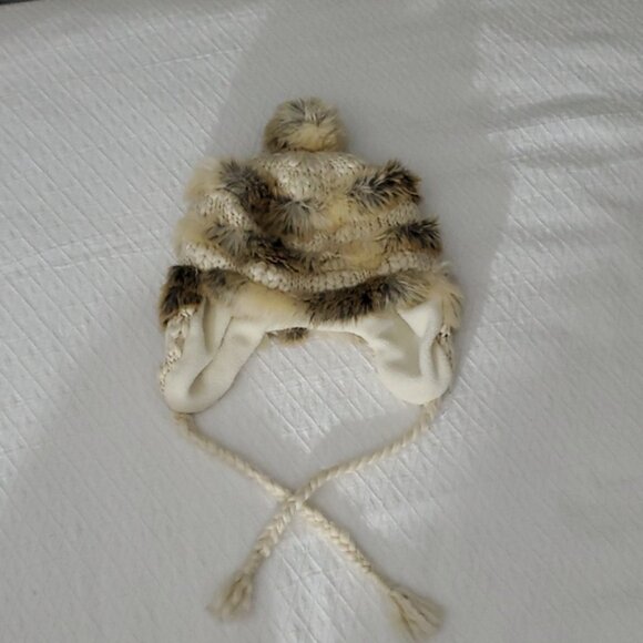 Vintage New Cozy Faux Fur Cream/ Brown Russian Hat - Picture 2 of 9